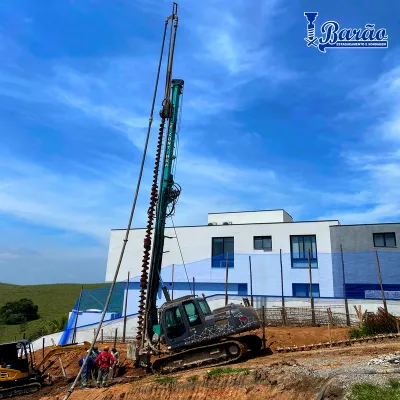 Empresa de estaqueamento em jacareí