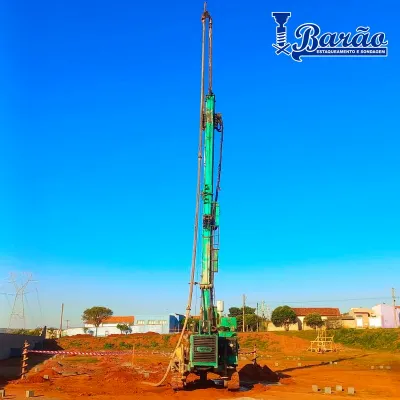 Perfuração hélice contínua em serrana