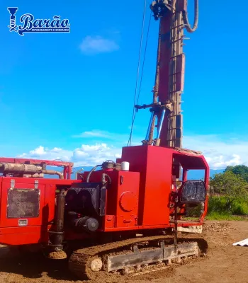 Perfuratriz estaca hélice contínua