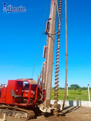 Serviço de perfuração hélice contínua em serrana