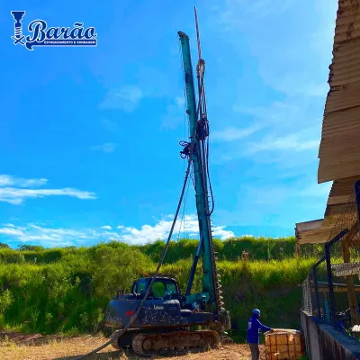 Serviço de perfuração hélice contínua