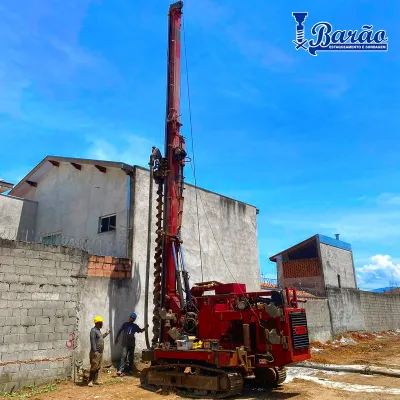 Serviço de perfuração de solo